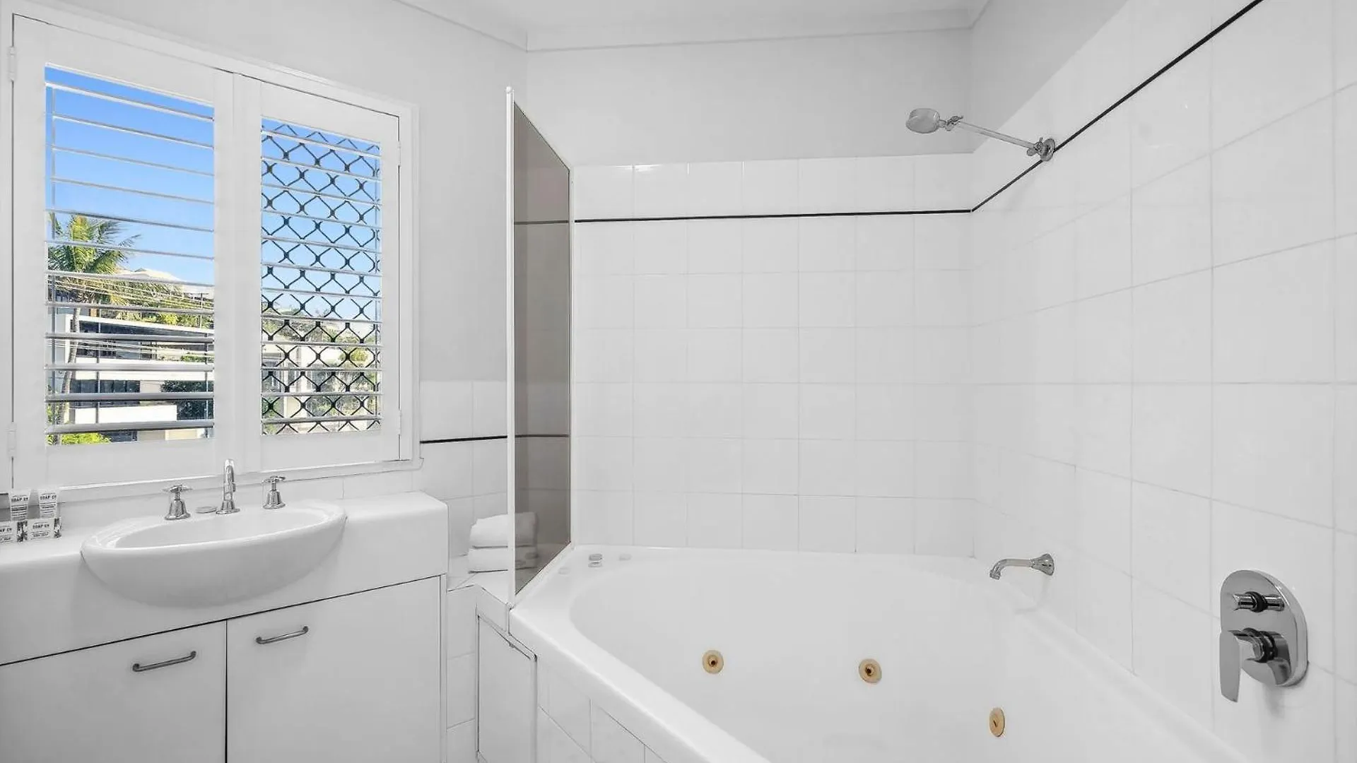 Unit 9 Coolum Blueseas Daire Coolum Beach